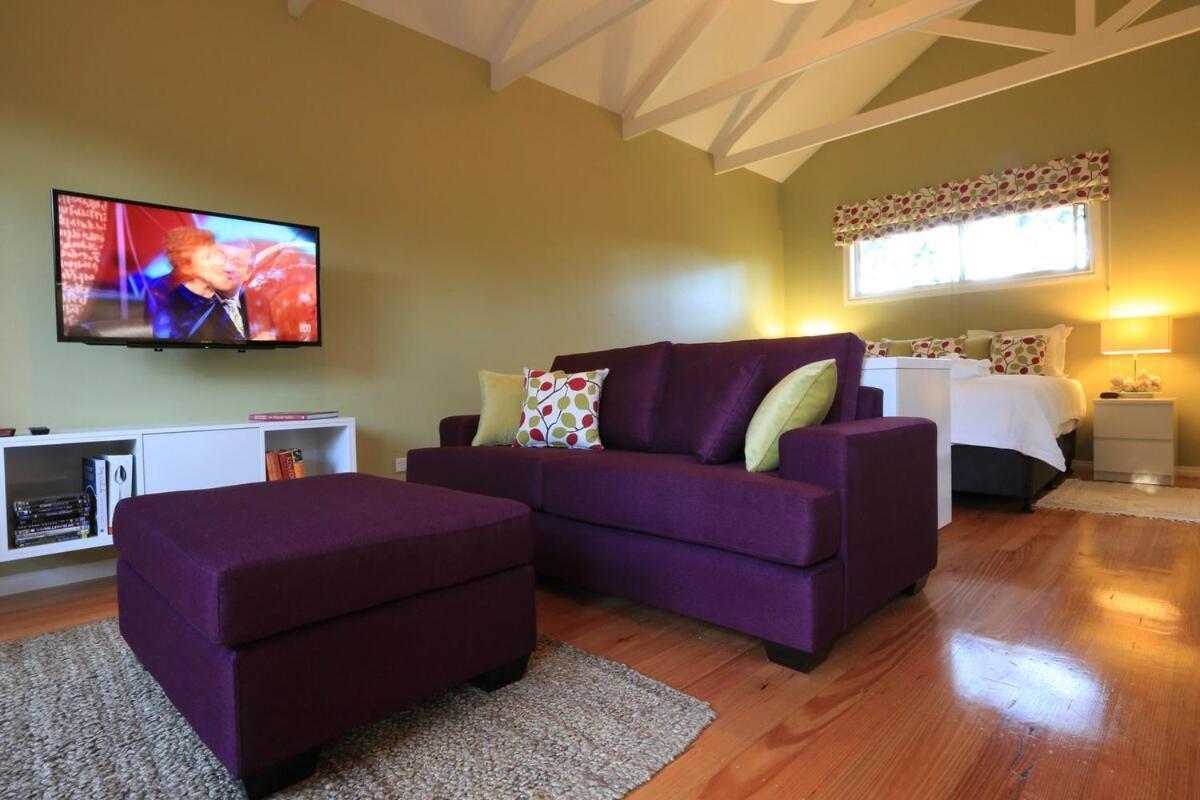 Inglenook Luxury Spa Cottage For Two 카우즈 외부 사진