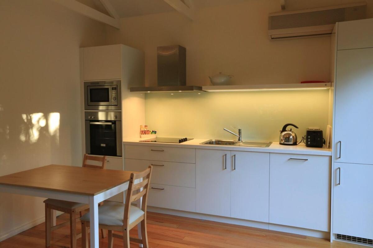 Inglenook Luxury Spa Cottage For Two 카우즈 외부 사진